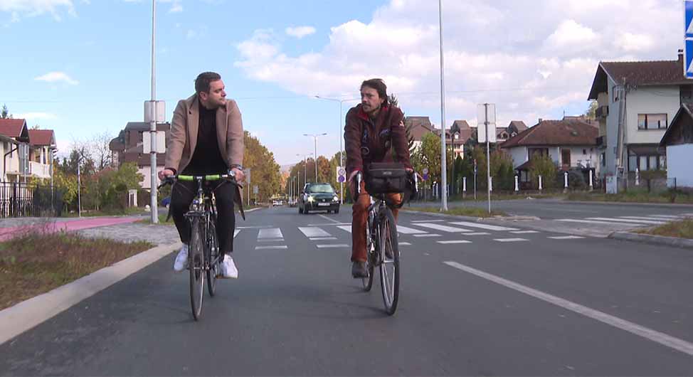 Mali banjalucki BICI vodic bicikl.jpg